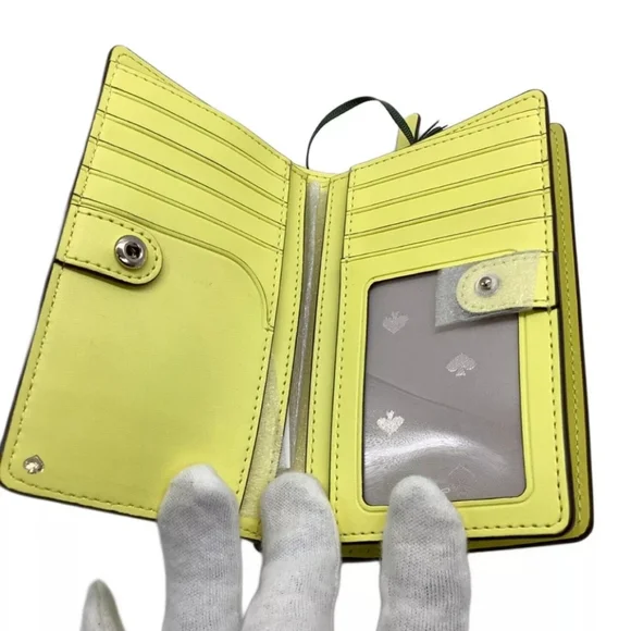 ⭐️RARE Kate Spade New York Betty & Veronica Bifold Wallet - Picture 5 of 5